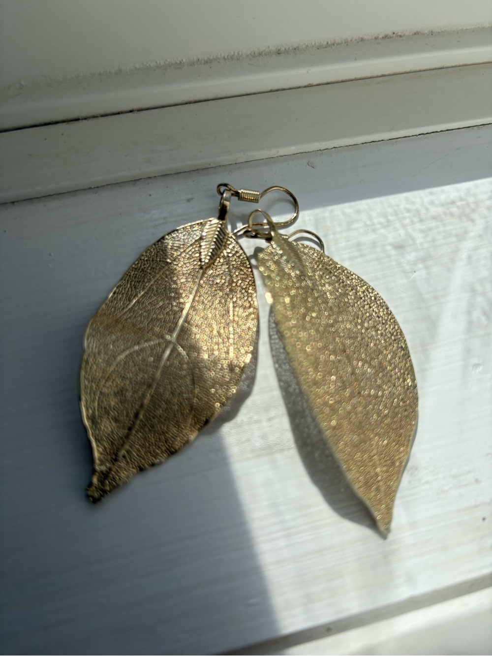 Vintage Dainty Gold Leaf Earrings